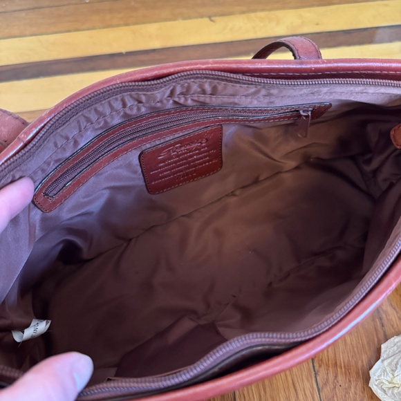 Fossil Leather Shoulder Bag - Picture 14 of 16